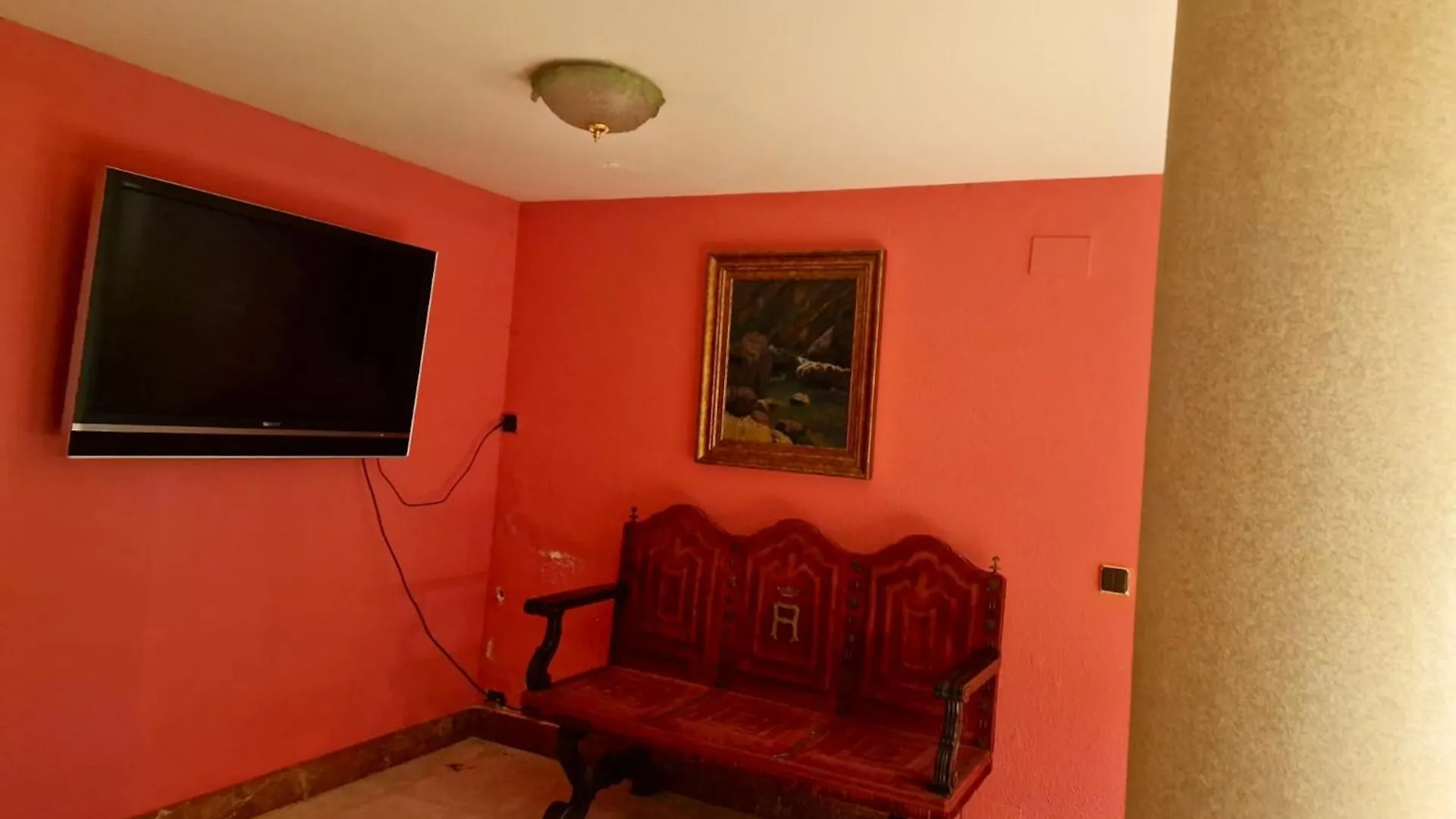 Spacious House With Pool And Garden In Congosto Benalmadena Holiday home
