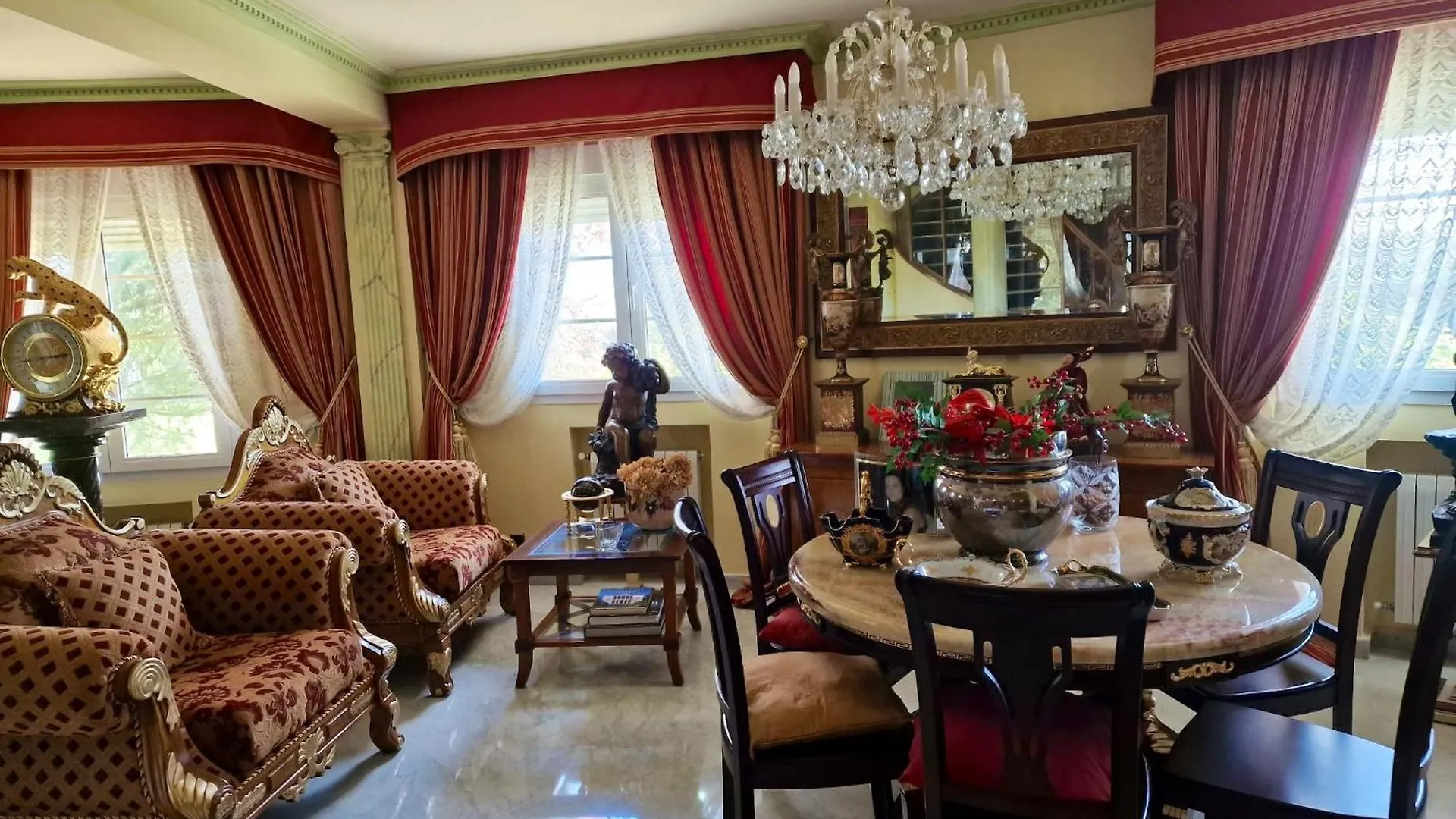 Spacious House With Pool And Garden In Congosto 贝纳尔马德纳 西班牙